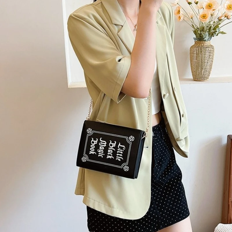 Street Fashion Youth - Trendy Box Shaped Youth Shoulder Bag