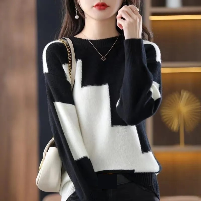 Fashion O-Neck Spliced Knitted - Street Fashion Korea 评论和价格