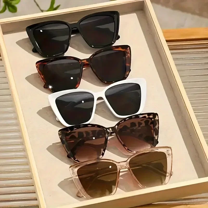 INS Cat Eye Sunglasses UV400 P - Street Fashion Photoshoot 评论和价格